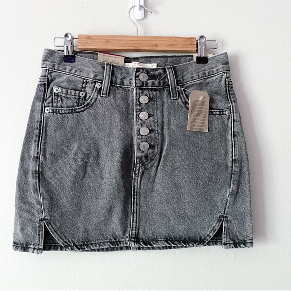 Levi's Dresses & Skirts - Levi's Faded Black Contemporary Midi Icon Skirt US 25 (NWT)